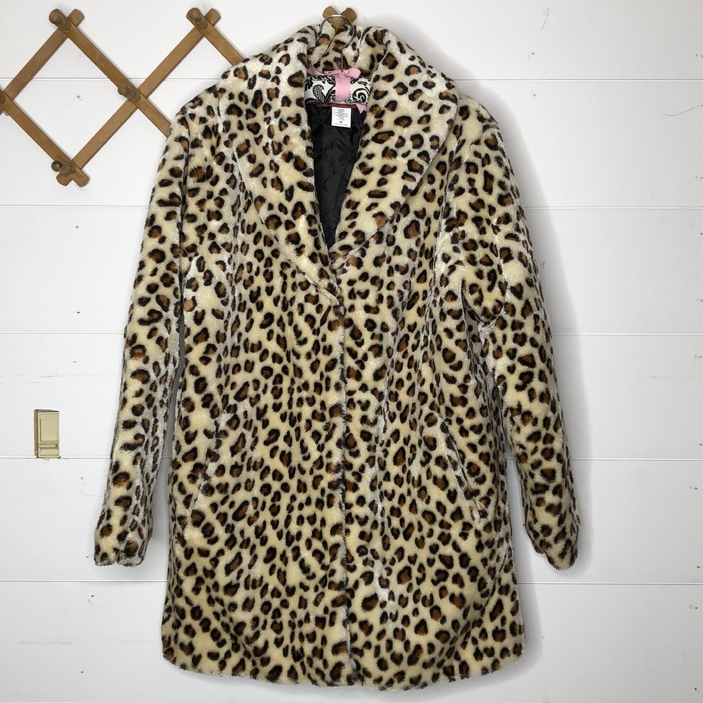 Tudor court Leopard coat